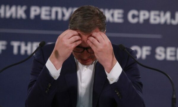 Ministri italian i Mbrojtjes tha se ka frikë nga kriza e Kosovës, Vuçiq dezinformon dhe viktimizohet: Kurti po provokon