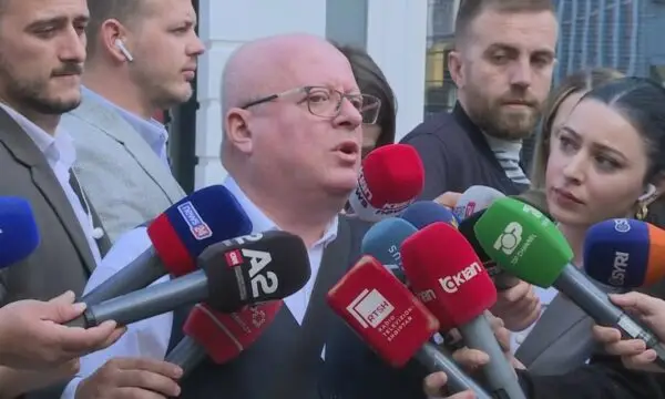 Avokati i Metës: Aku’zohet për korrupsion, pastrim parash e mosdeklarim të pasurisë, është gati të përballet me procesin