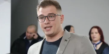 LAJMI I FUNDIT: Lirohet politikani serb Aleksander Arsenijeviq dhe 3 personat tjerë