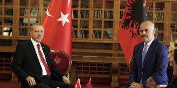 Erdogan viziton javën e ardhshme Shqipërinë dhe Serbinë