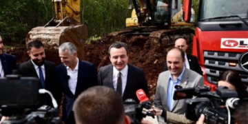 Pushteti synon t’ua pres shiritin dy rrugëve deri më 9 shkurt, për Autostradën e Gjilanit s’ka më premtime