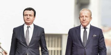 Pacolli, Kurtit: Nëse veç 2000 vende të reja pune i ke hapur, sot ta heqi kapelën!