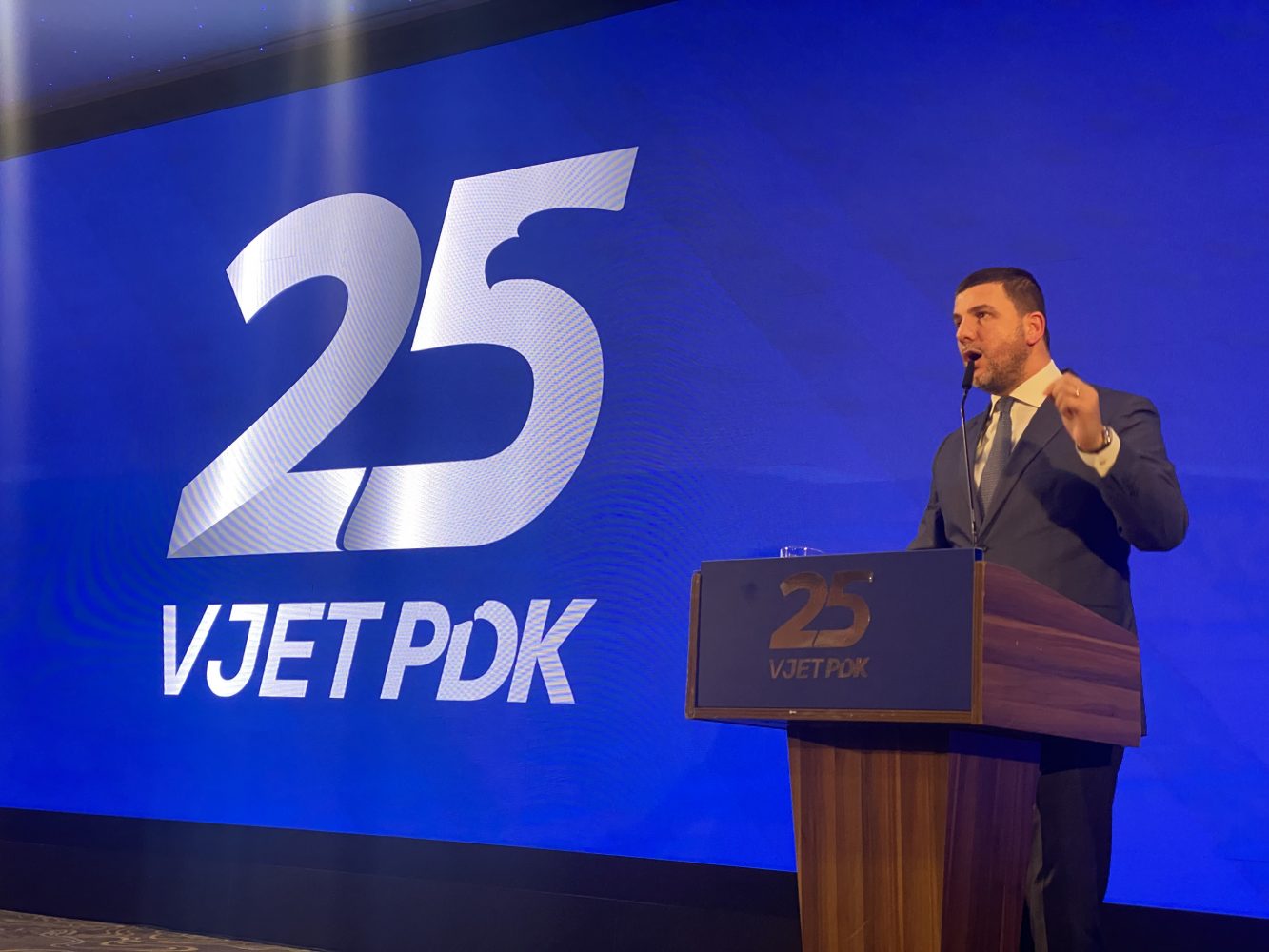 Krasniqi: PDK është histori e jashtëzakonshme e dashurisë, sakrificës dhe kontributit 25 vjet për Kosovën