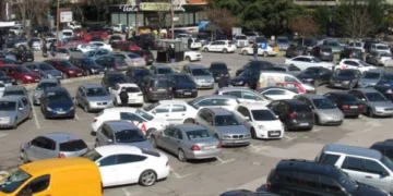 Tek pasi policia ia gjejnë veturën, burrit nga Prishtina i kujtohet se e harroi vend parkimin