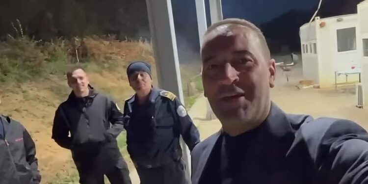 Haradinaj viziton policët te pika kufitare ku u afruan forcat serbe