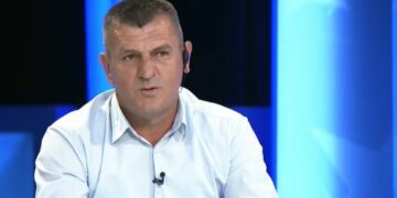 Radomiroviq thotë se “paratë’ ishin shkaku i shkarkimit të tij, mohon akuzat e Rashiqit