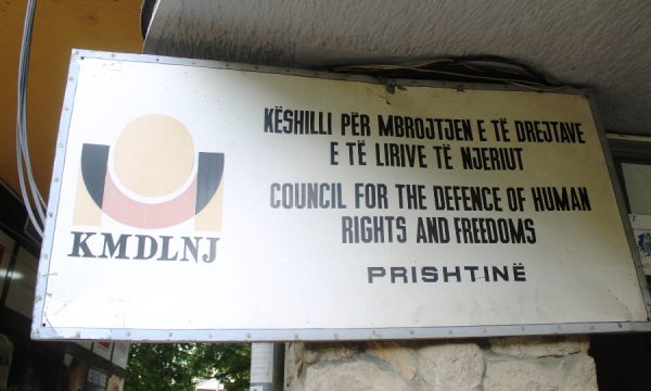 KMLDNj kritikon Qeverinë: Ka qenë detyrim ligjor që të bëjë indeksimin e pensioneve në përputhje me rritjen e inflacionit