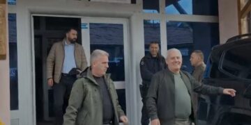 Sveçla pas vizitës në veri: Punë e zakonshme në orar të punës