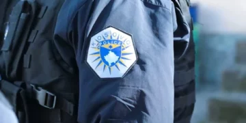 Dyshohet se kanosi dy zyrtarë policorë, arres’tohet dhe suspendohet polici në Fushë Kosovë