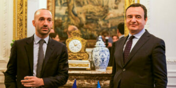 Kurti takohet me ministrin francez për Europën, flasin për integrim europian e çështje rajonale