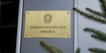 Mallrat serbe/ Ambasada italiane: Qasja shumëpalëshe për zgjidhjen e mosmarrëveshjeve – shpërblehet