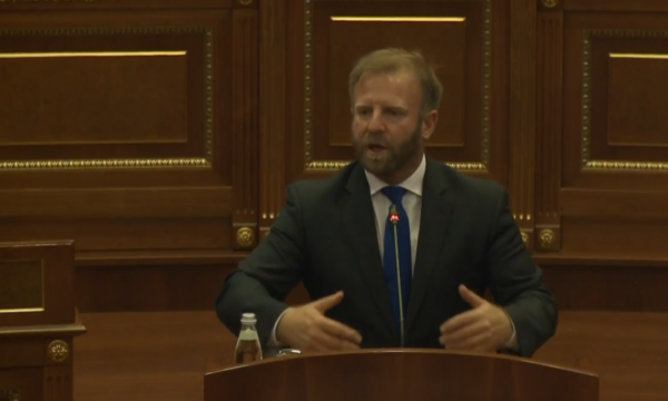 Haki Abazi: Sot në seancë po mungojnë dy parti, Lista Serbe dhe Vetëvendosje