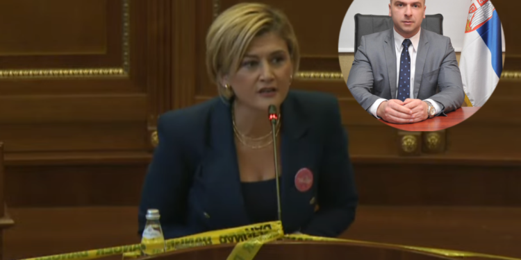 Kusari-Lila pranon se e quajti Simiqin “vëlla”, por thotë se në serbisht kjo e ka kuptimin e mikut