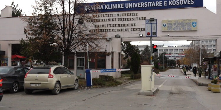 Zvogëlohen listat e pritjes në Kirurgjinë e fëmijëve