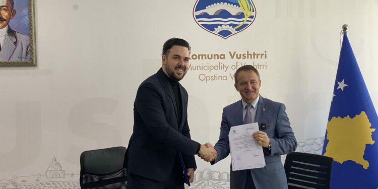 Komuna e Vushtrrisë dhe kompania “SPEEX Education” avancojnë marrëveshjen edhe në fushën e programimit