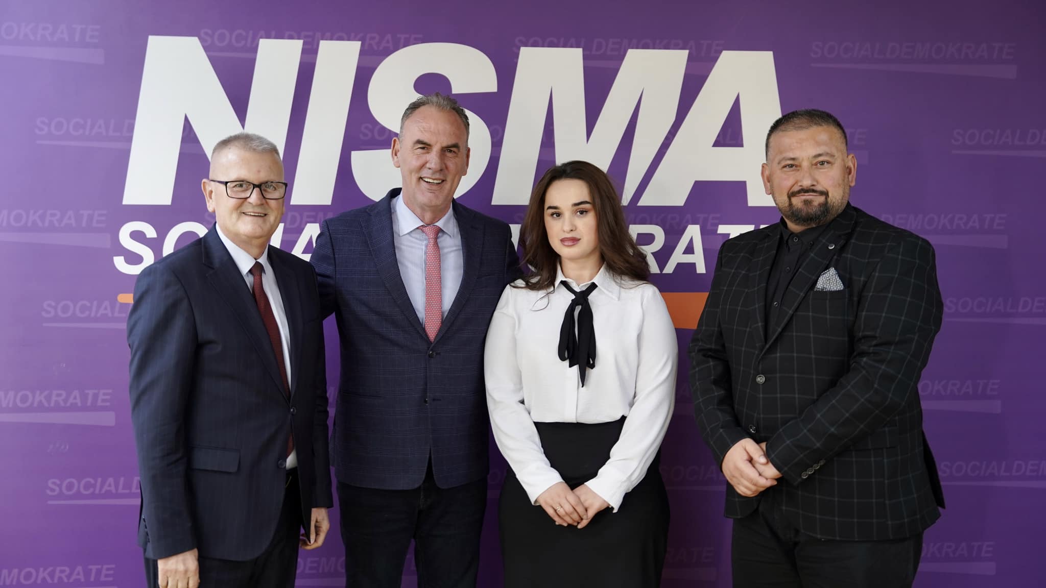 Limaj i prezanton tre kandidatët për deputetë nga Ferizaj