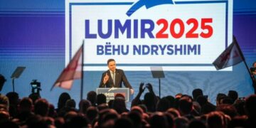 Abdixhiku i falënderon komunat LDK’së që i refuzuan doracakët e edukatës seksuale: E detyruan Qeverinë t’i tërheqë plotësisht ato