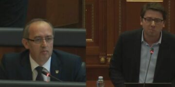 “Kosova është shkatërruar për 20 vite”, përplasen Hoti dhe Murati në Kuvend