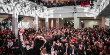 Vikendet e Kurtit nëpër Evropë me fjalë të ëmbla për mërgimtarët