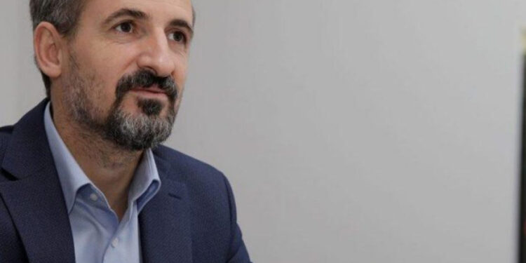 Miftaraj: Mentalitetin e qeverisjes me hajna e ka instalu Albin Kurti; ka me marr vite me riparu