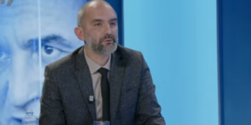 “Radoiçiq është në arrati – ju folni me të n’telefon”,  Abrashi i LVV-së thotë se veriu është integruar, permend targat e letërnjoftimet