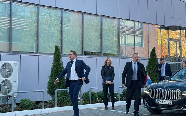 Kurti sot e pret në takim Xavier Bettel