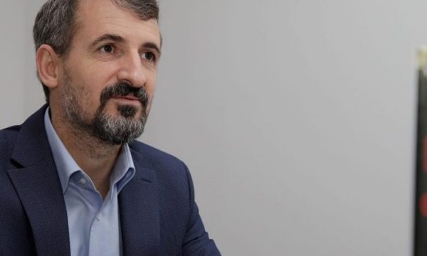 Miftaraj e quan mashtrim deklarimin e Kurtit: Nuk është veç Gjykata Kushtetuese që e shpalli kundër kushtetues Ligjin për Byronë dhe KPK-në