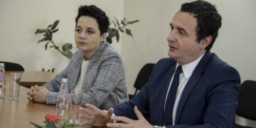 Konstatimi i Fitore Pacollit: Kosova po bullizohet nga ndërkombëtarët
