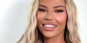 Santiana Maloku ka thënë se 5 vakte namaz i falë, por fotos së saj me bikini s’keni çka me i thanë!