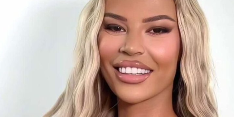 Santiana Maloku ka thënë se 5 vakte namaz i falë, por fotos së saj me bikini s’keni çka me i thanë!