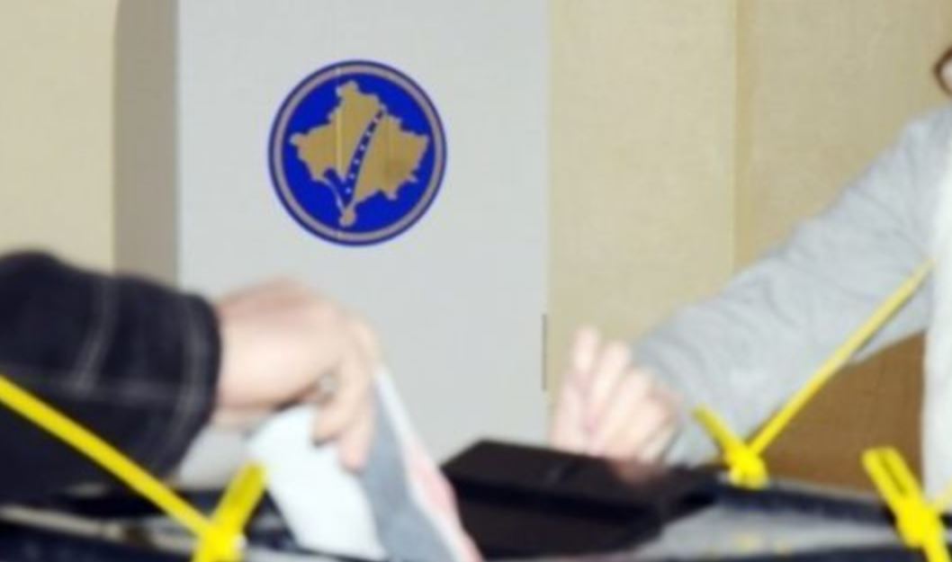 Mbi 13 mijë kërkesa për regjistrim të votuesve jashtë Kosovës