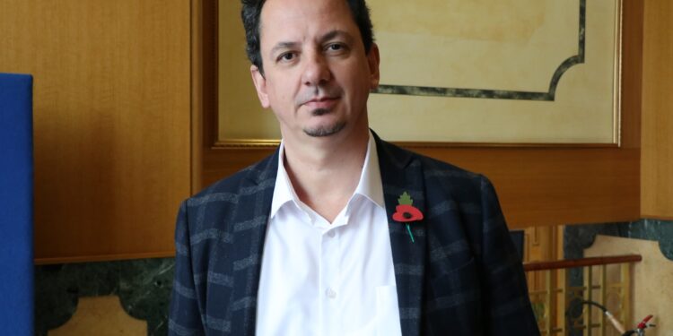 Deputeti i GUXO: Deklaratat e Gërvallës për presidentin Trump dhe Grenellin, të papjekura e të panevojshme