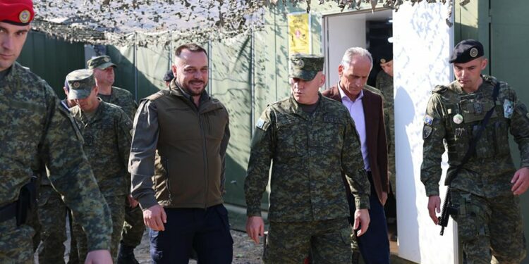 Ministri i Mbrojtjes dhe Komandanti i FSK-së vizituan ushtrimin fushor “Ujku i Çeliktë”