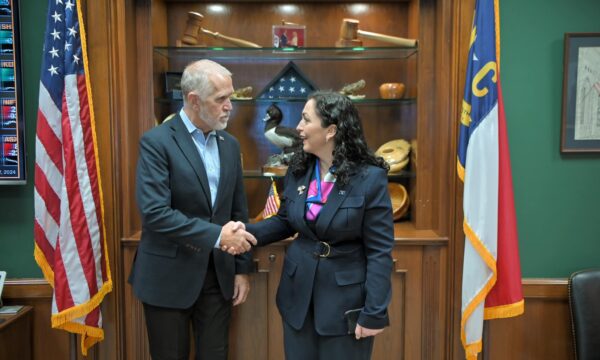 Osmani në Washington, takohet me senatorin republikan – detaje për temat që diskutuan