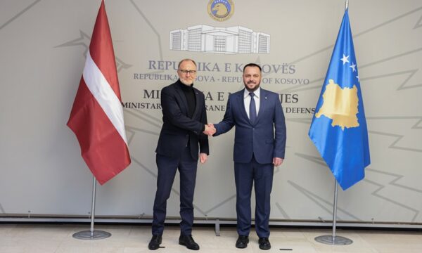Maqedonci, ministrit letonez: Serbia paraqet rrezik për sigurinë e Ballkanit Perëndimor si shteti i vetëm që ruan lidhjet me Rusinë