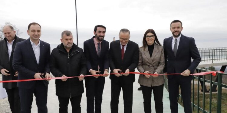 Hamza përuron “Ballkonin Panoramik”: Edhe një premtim i mbajtur!