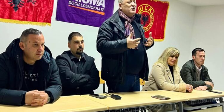 Zafir Berisha tubim në vendlindja me një “grushtë” persona