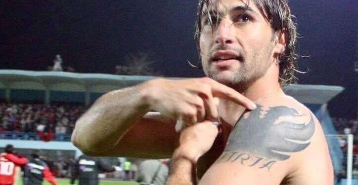 Cana flet për përleshjen me tifozin serb: Ma kishte kafshuar gishtin, gati sa nuk ma këputi