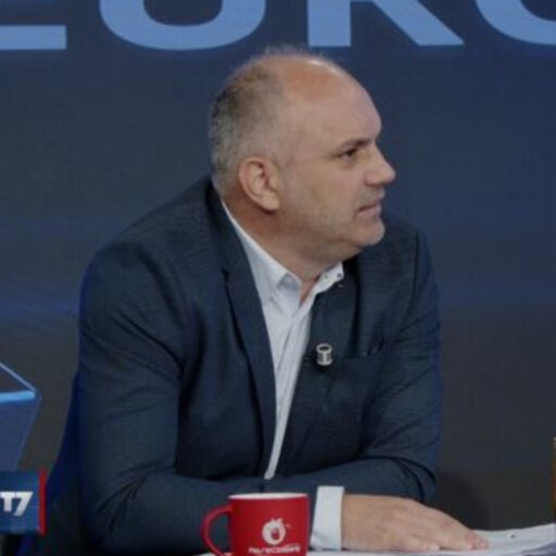 Profesori i ekonomisë: Nga “Krejt dhe drejt” kaluan në “Krejt dhe zhdrejt” – jeta e qytetarit në vitin 2020 ka qenë më e mirë sesa sot
