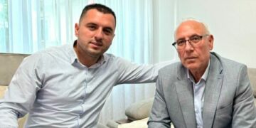 I biri me mesazh krenarie për babain e tij, Fadilin: Ballëhapur, kokëlartë dhe gjithmonë krenar