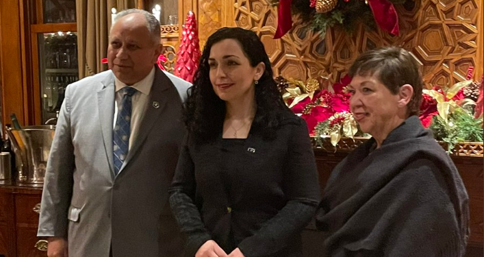 Osmani takohet me Sekretarin e Marinës së ShBA-së, bisedojnë për forcimin e partneritetit mes dy vendeve