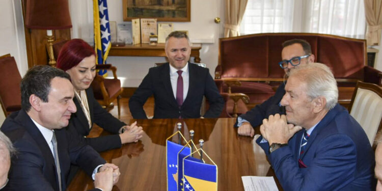 Kurti në Sarajevë: BeH duhet sa më parë të rafitikojë marrëveshjen për letërnjoftimet me Kosovën