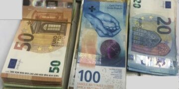 Shtetasit të Serbisë i kapen 12 mijë e 240 euro të padeklaruara nga Policia e Kosovës