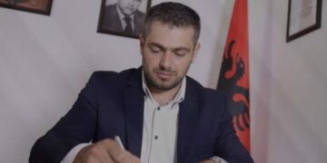 Andin Hoti për marrëveshjen për të pagjeturit: Moment i rëndësishëm, do t’i adresojmë shqetësimet tona