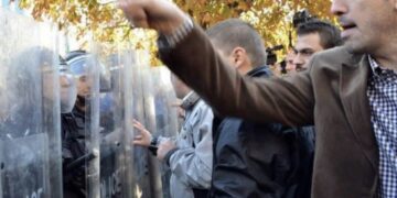 Ish-deputeti i VV-së ia rikujton Kurtit protestën kundër privatizimit të KEDS-it: Veç Qeveria ka ndryshu, kontrata mbetet e njëjtë