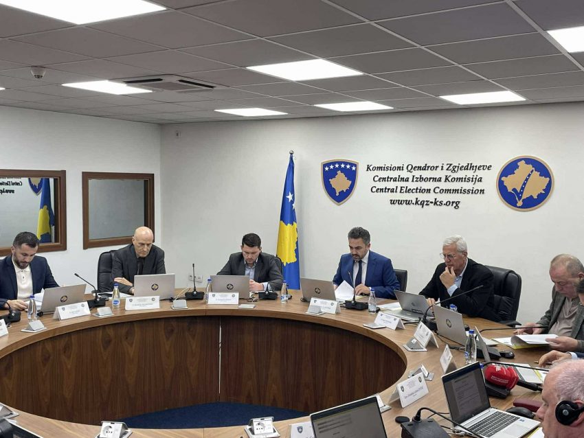 KQZ-ja certifikon 11 subjekte politike dhe 606 kandidatë për deputetë