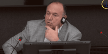 Bashota: Unë, Jakup Krasniqi dhe Azem Syla kemi dhënë dorëheqje pasi kishte hatërmbetje nga komandantët e zonave