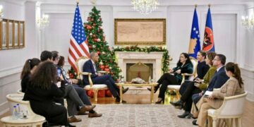 Ambasada e SHBA’së: Zv.Sekretari Verma dhe Presidentja Osmani u dakorduan për inicimin e dialogut strategjik mes dy vendeve