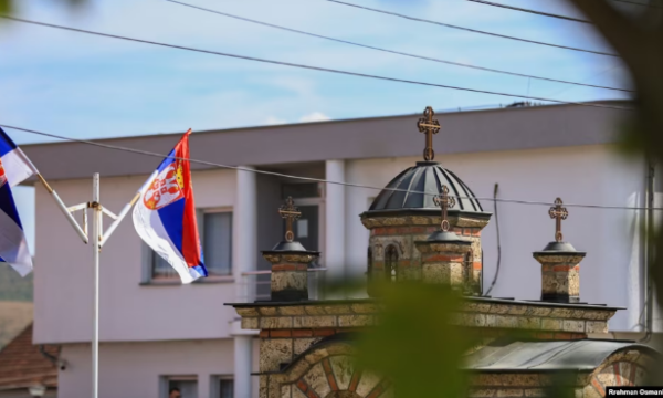 Për çka do të votojnë serbët?