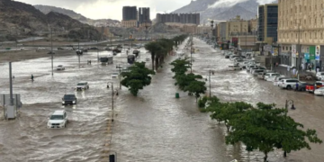 Shiu ekstrem përmbyt Mekën